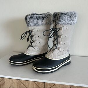 Khombu Winter Snow Boots - Women Size 9